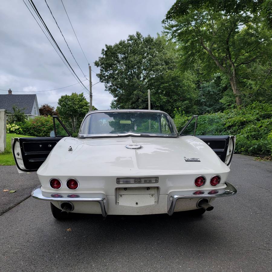 Chevrolet-Corvette-convertible-1967-white-160934-1