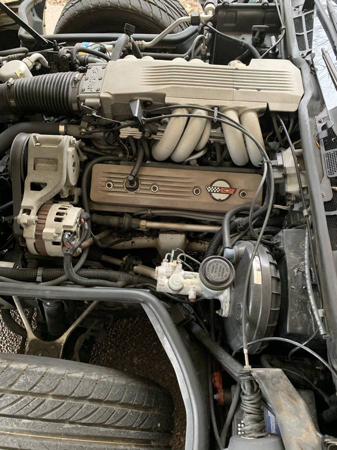 Chevrolet-Corvette-convertible-1986-yellow-110336-12