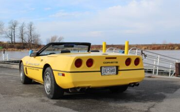 Chevrolet-Corvette-convertible-1986-yellow-110336-2