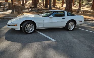 Chevrolet-Corvette-corvette-amp-convertible-1995-white-65983-10