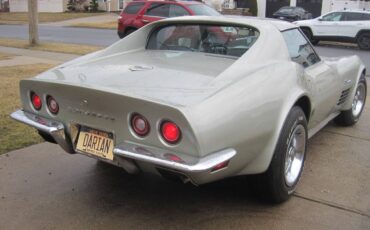 Chevrolet-Corvette-stingray-1972-122310-1