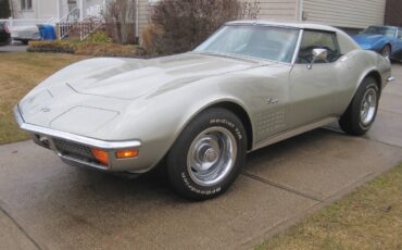 Chevrolet-Corvette-stingray-1972-122310