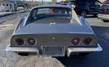 Chevrolet-Corvette-stingray-1972-grey-117868-3