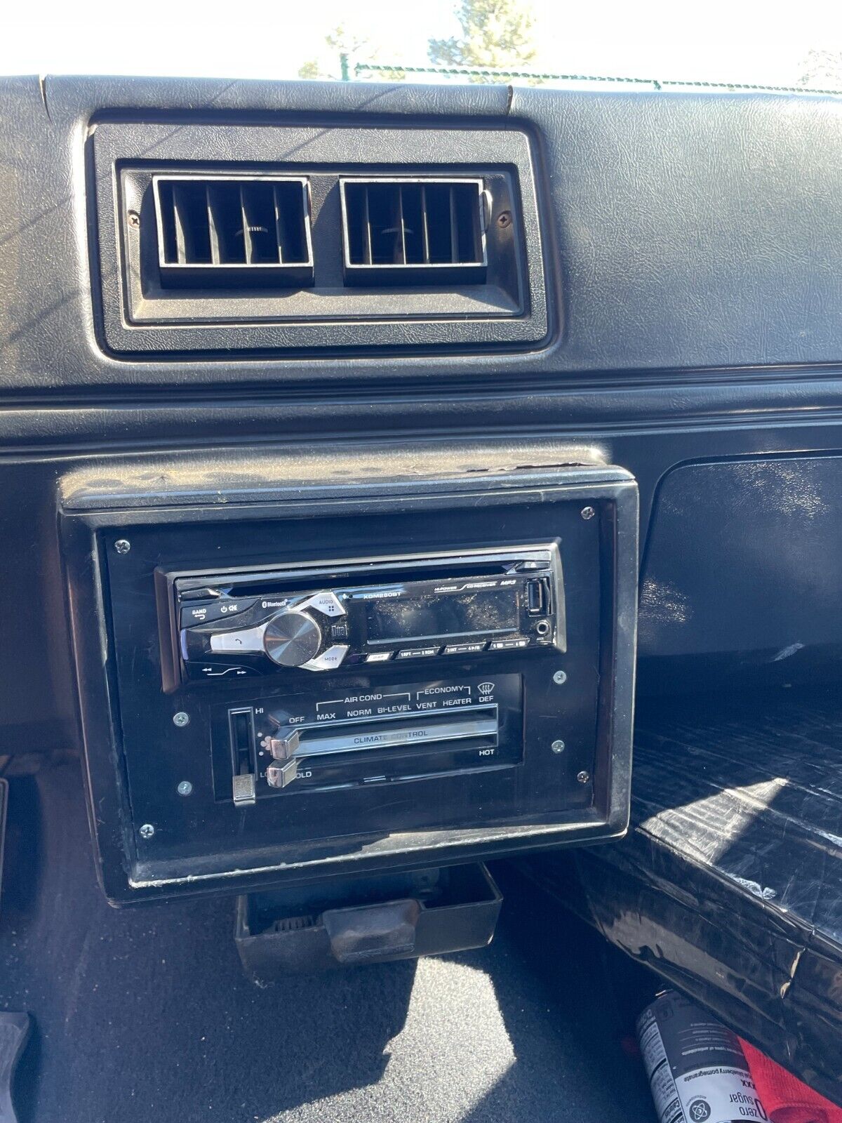 Chevrolet-El-Camino-1979-White-Black-82040-20