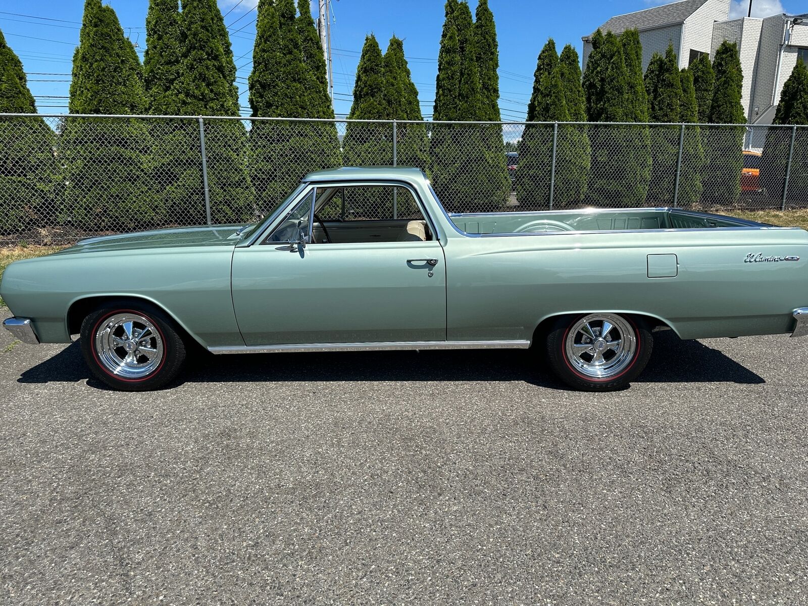 Chevrolet-El-Camino-Pickup-1965-Green-Tan-157555-1