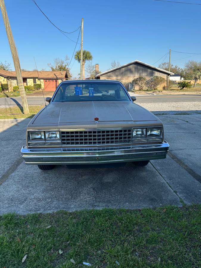 Chevrolet-El-camino-12-ton-nominal-1985-custom-189902-1