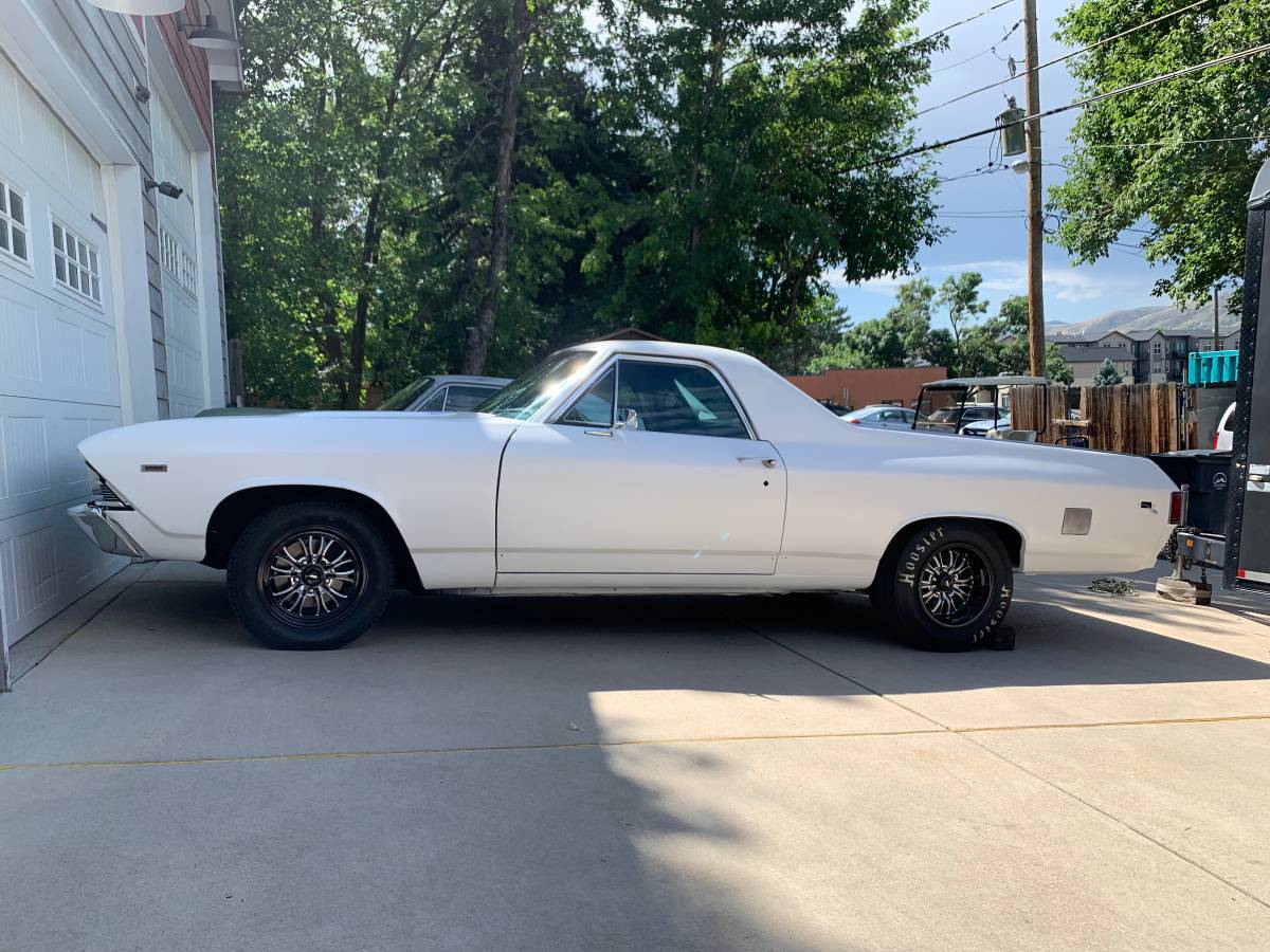 Chevrolet-El-camino-1969-white-144841-1