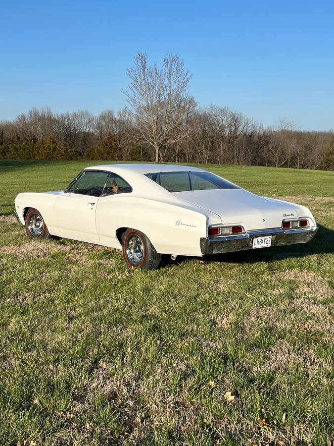 Chevrolet-Impala-1967-white-161-3