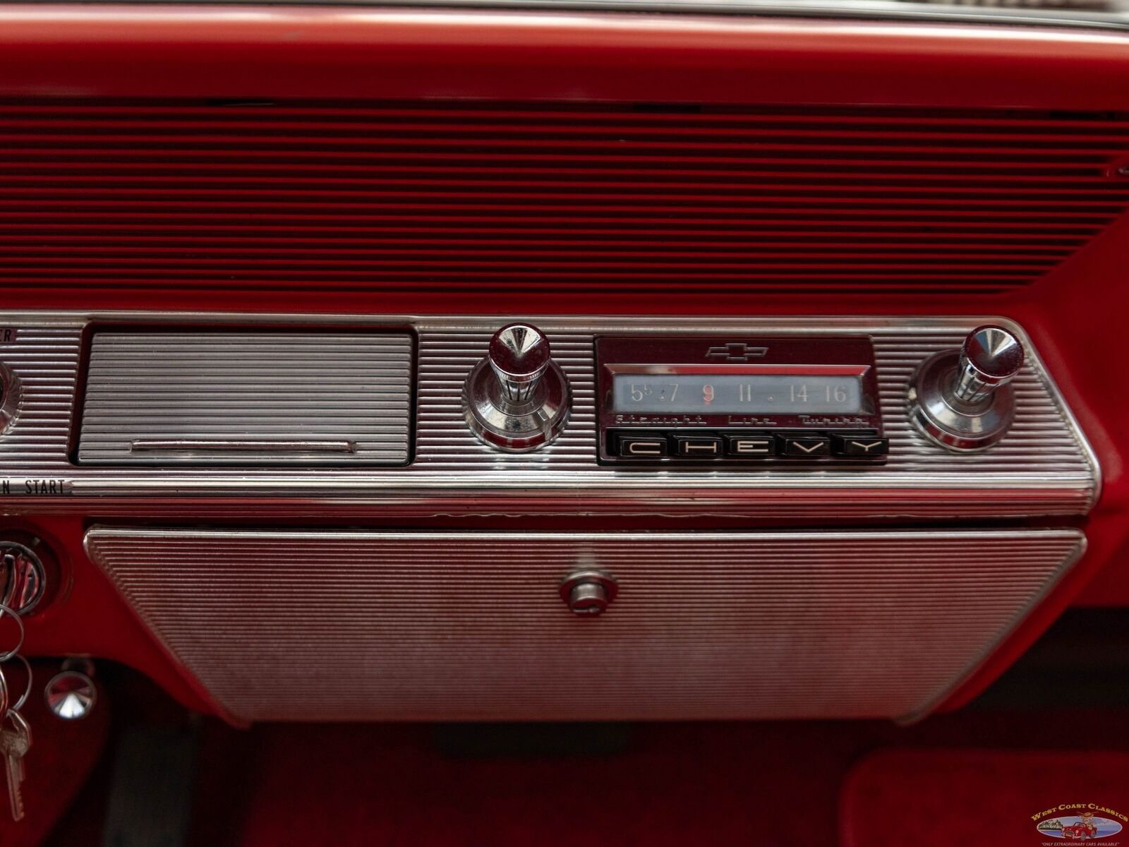 Chevrolet-Impala-Cabriolet-1961-White-119402-36