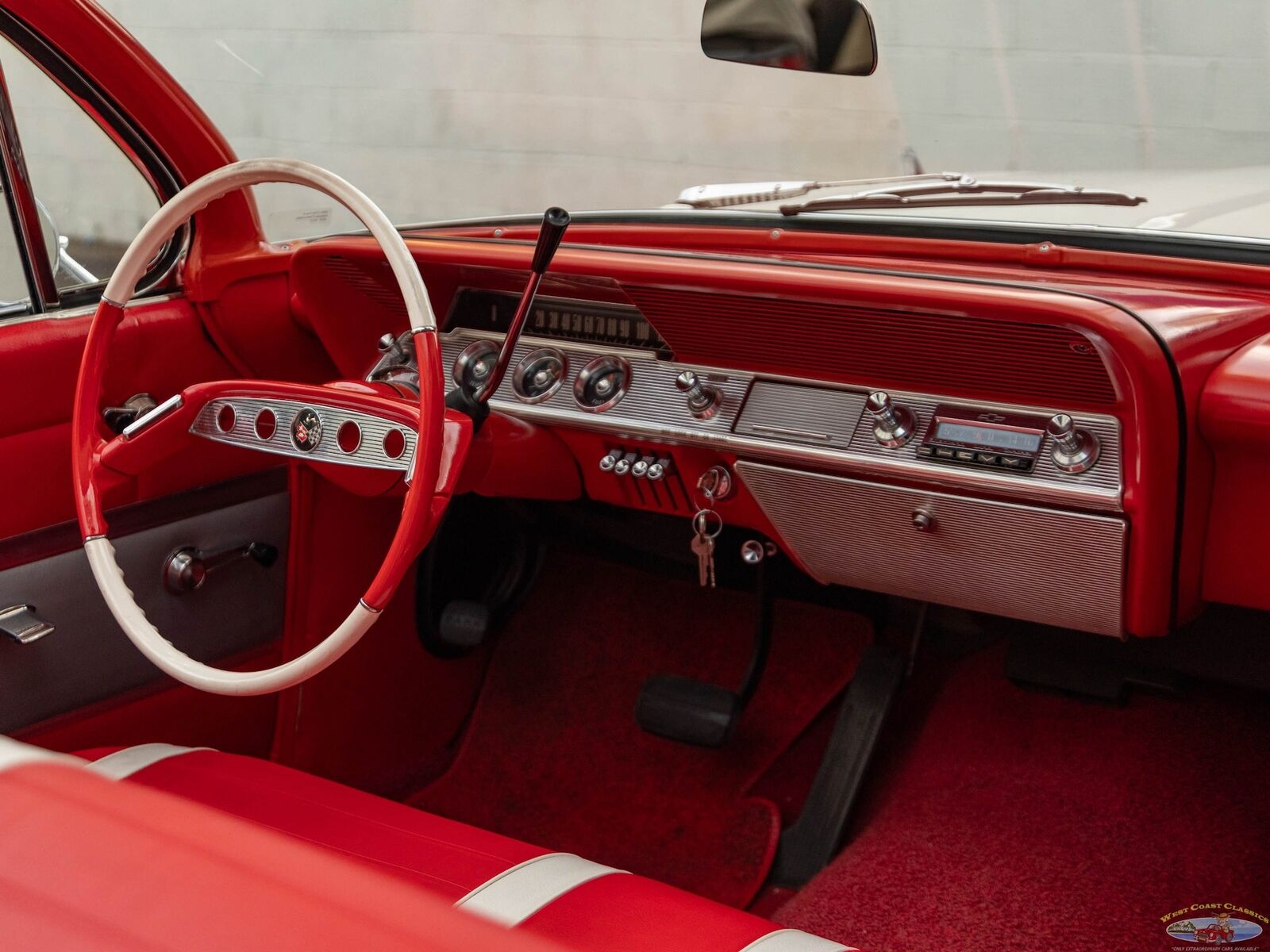 Chevrolet-Impala-Cabriolet-1961-White-119402-39