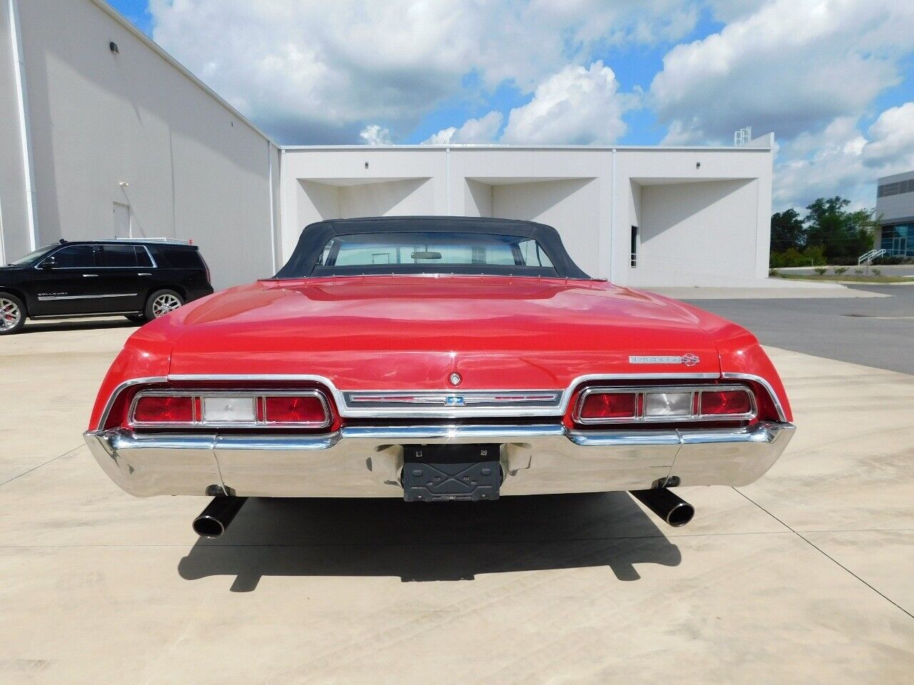 Chevrolet-Impala-Cabriolet-1967-Red-Red-98605-9