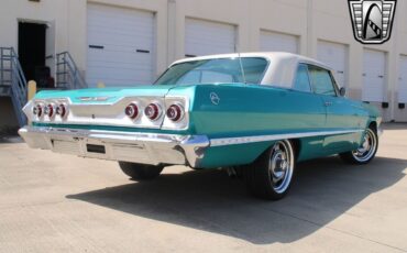 Chevrolet-Impala-Coupe-1963-Green-Green-1389-36