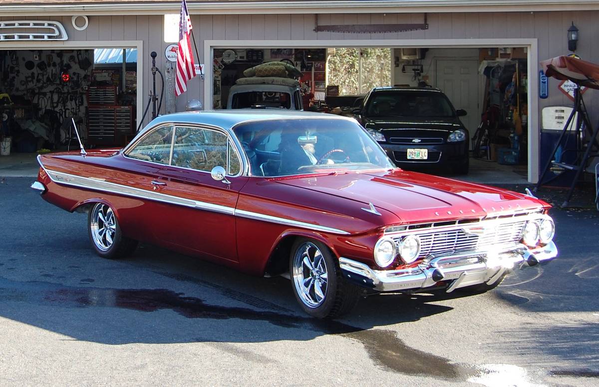 Chevrolet-Impala-bubbletop-1961-custom-161