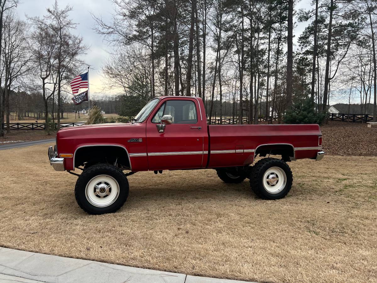 Chevrolet-K20-1986-3196