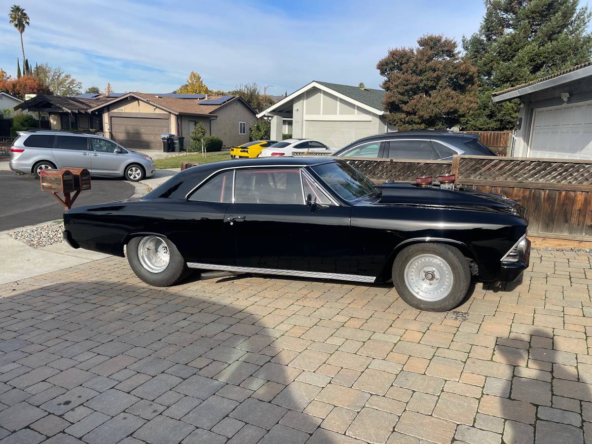 Chevrolet-Malibu-1966-black-178815-5