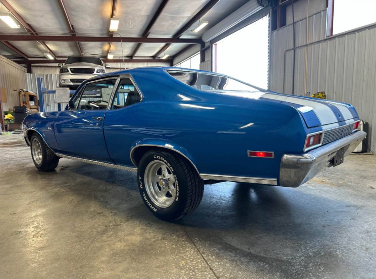 Chevrolet-Nova-1972-blue-159325-1