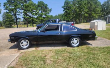 Chevrolet-Nova-1977-black-514989-14