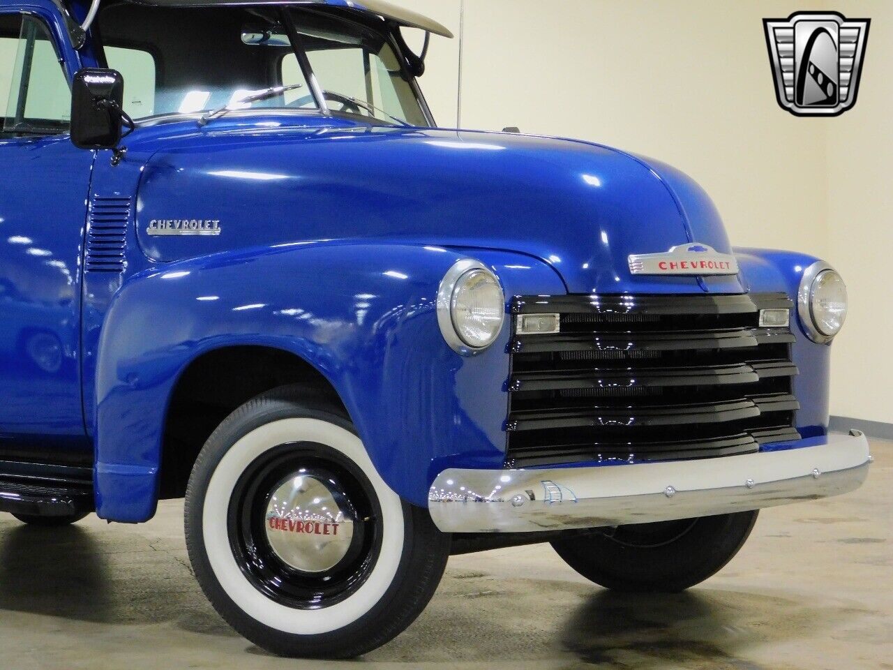 Chevrolet-Other-Pickups-1951-White-Gray-315-10