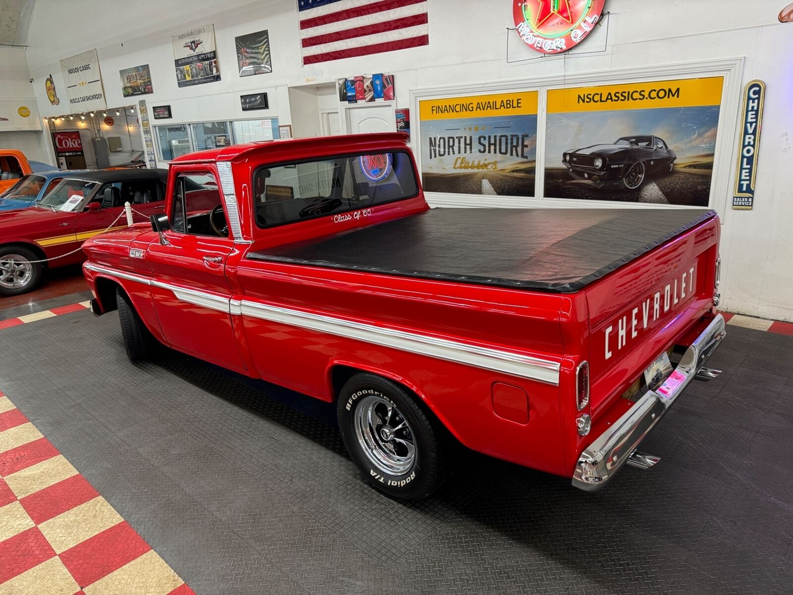 Chevrolet-Other-Pickups-1965-Red-Gray-916-10