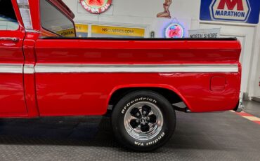 Chevrolet-Other-Pickups-1965-Red-Gray-916-18