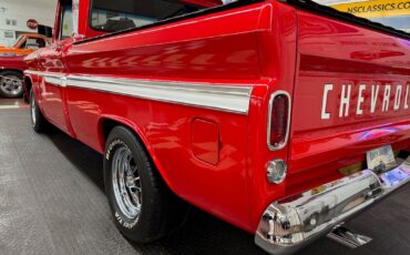 Chevrolet-Other-Pickups-1965-Red-Gray-916-20