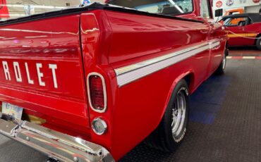 Chevrolet-Other-Pickups-1965-Red-Gray-916-26