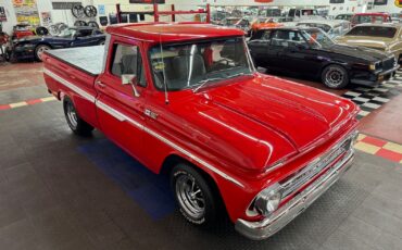 Chevrolet-Other-Pickups-1965-Red-Gray-916-29