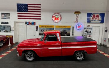 Chevrolet-Other-Pickups-1965-Red-Gray-916-30