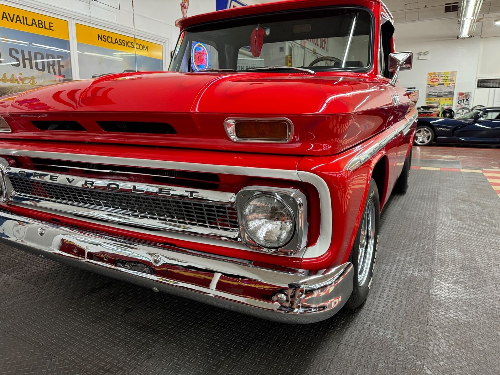 Chevrolet-Other-Pickups-1965-Red-Gray-916-7