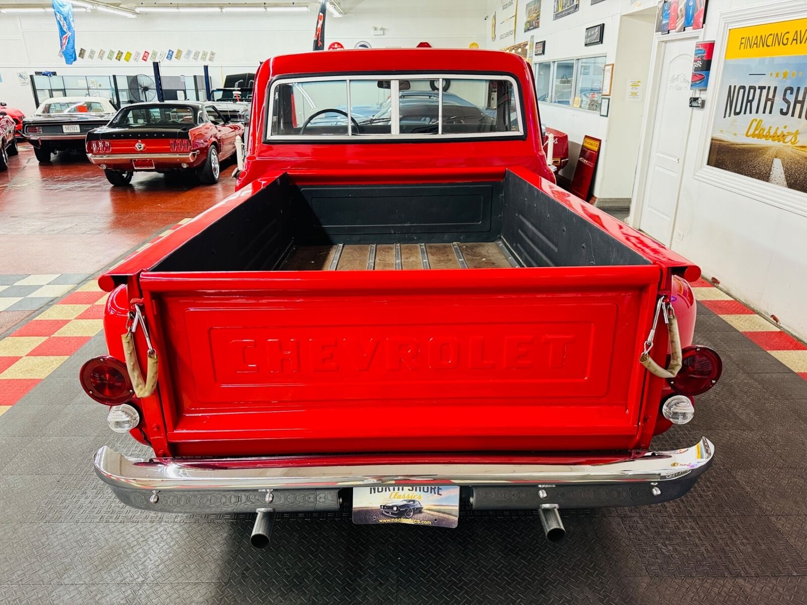 Chevrolet-Other-Pickups-1972-Red-Black-2165-11