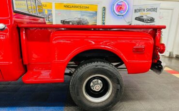 Chevrolet-Other-Pickups-1972-Red-Black-2165-37