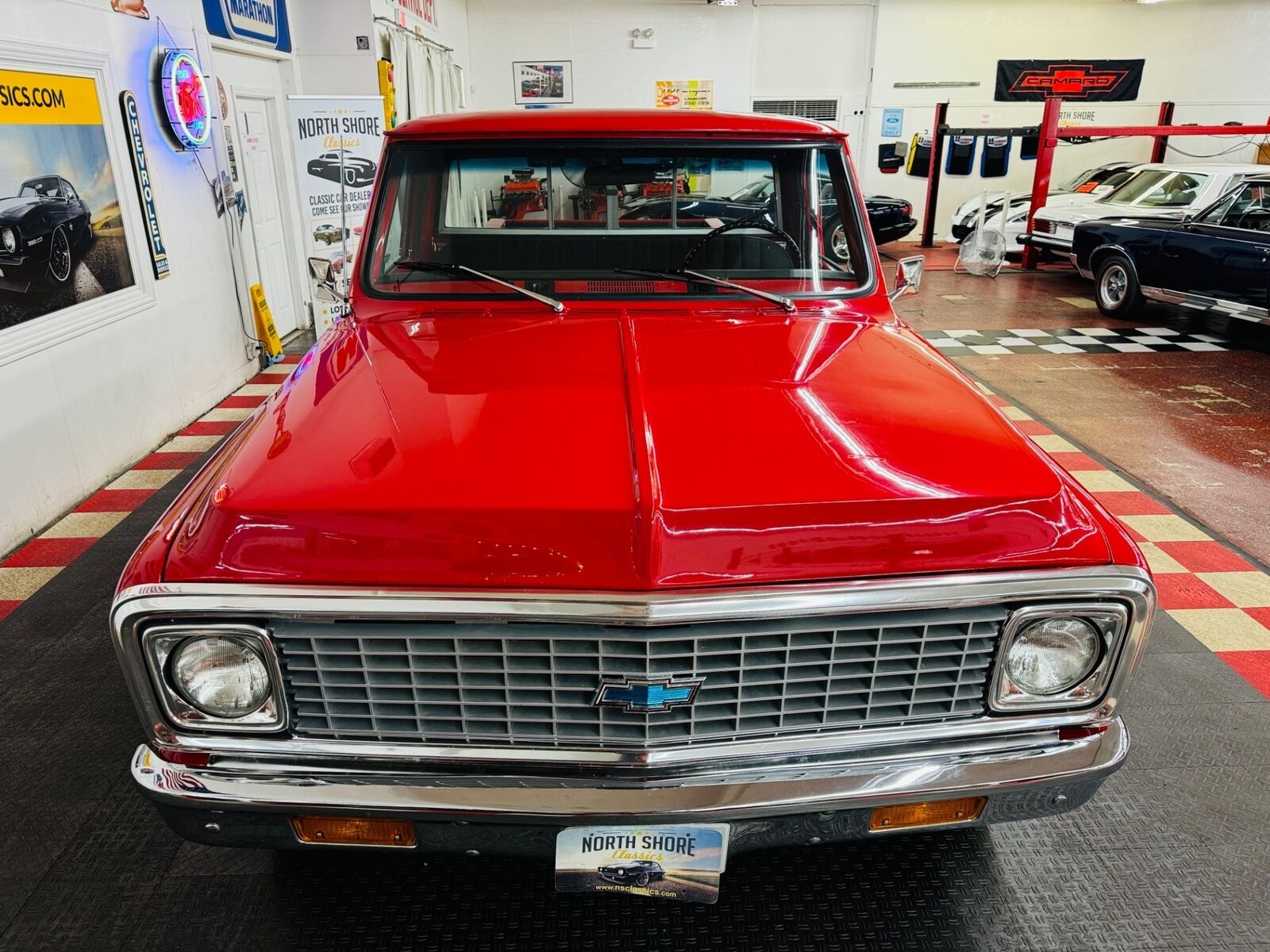 Chevrolet-Other-Pickups-1972-Red-Black-2165-4