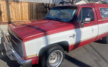 Chevrolet-Silverado-1500-1984-red-199558-2