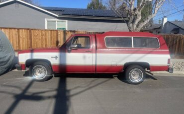 Chevrolet-Silverado-1500-1984-red-199558-3