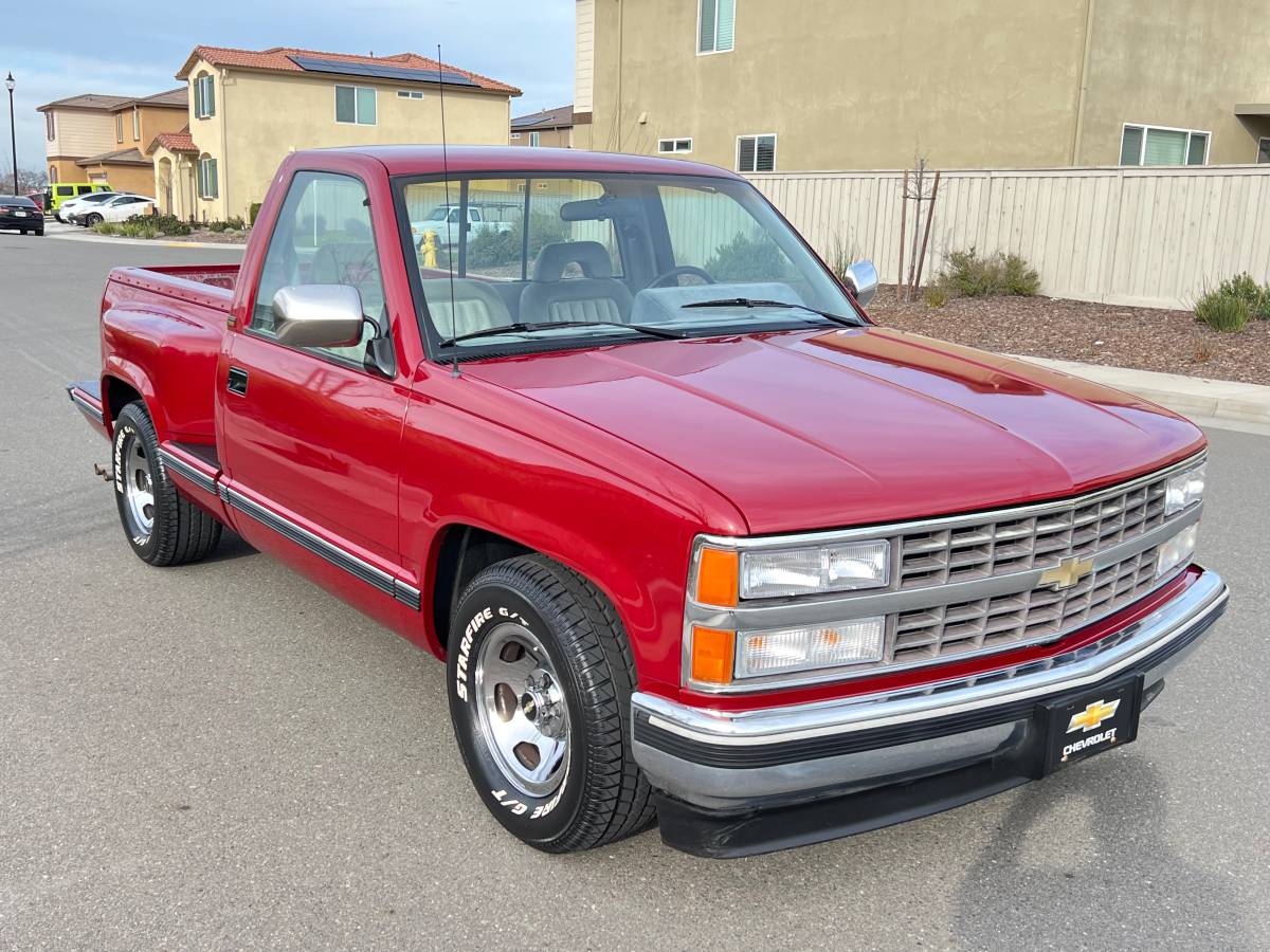 Chevrolet-Silverado-1500-1991-red-53108-10