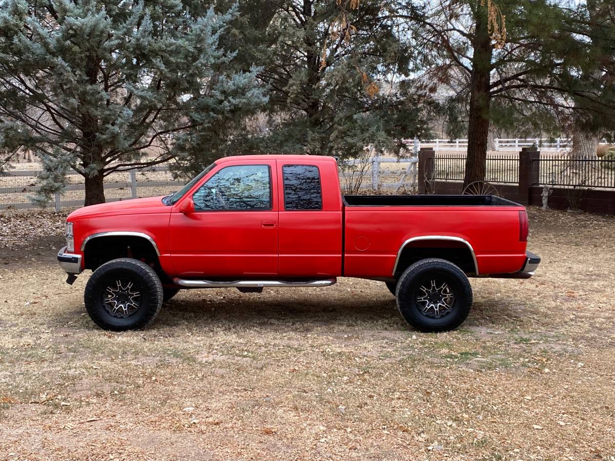 Chevrolet-Silverado-1500-1995-red-563-6