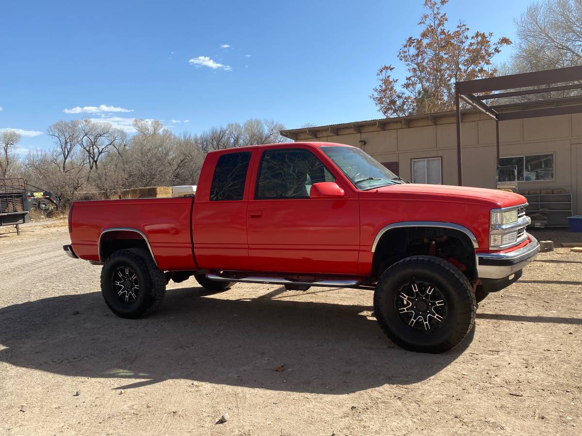 Chevrolet-Silverado-1500-1995-red-563-8