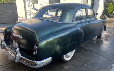 Chevrolet-Styleline-deluxe-1951-green-118528-3