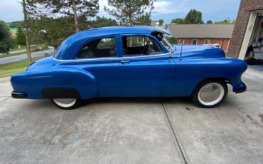 Chevrolet-Styleline-deluxe-1952-blue-79577-2