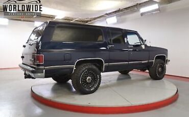 Chevrolet-Suburban-1989-Other-Other-152962-5