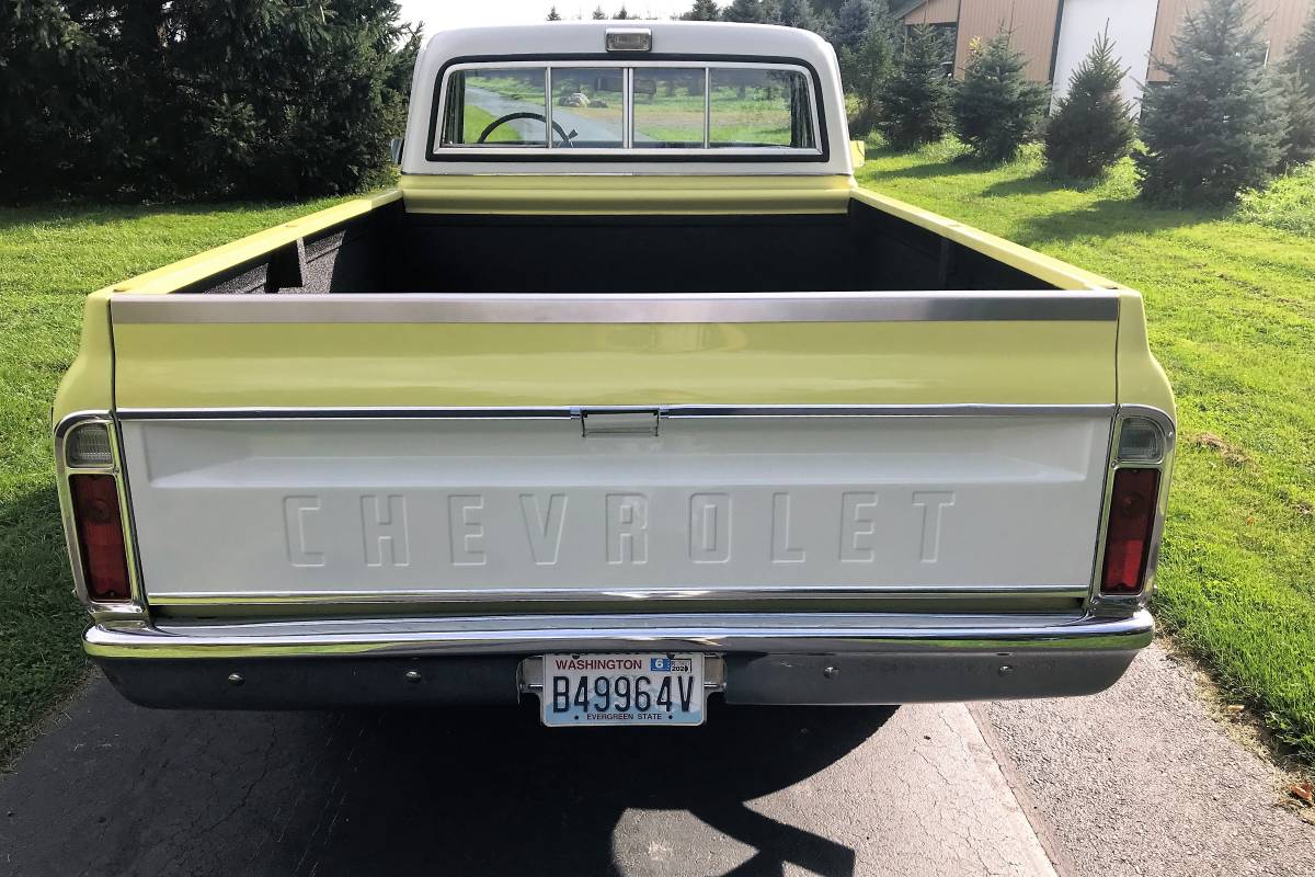 Chevrolet-Truck-1972-yellow-197305-2