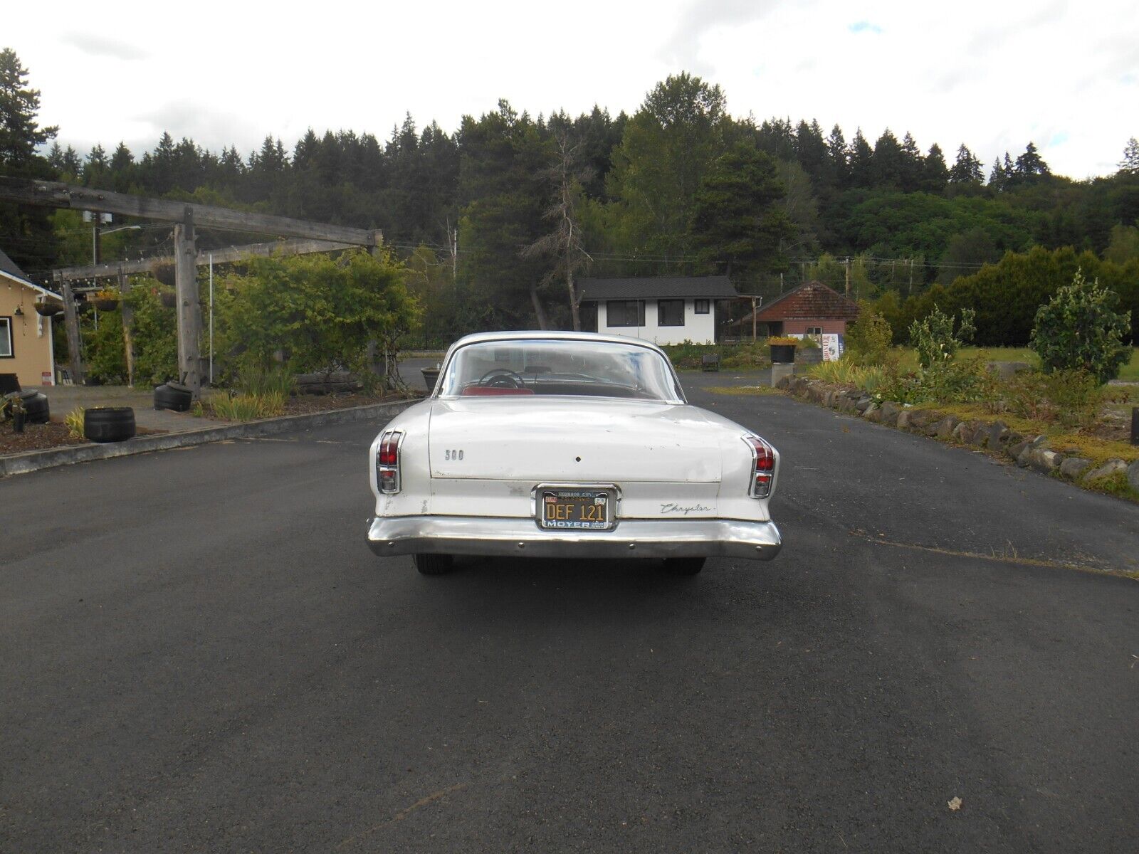 Chrysler-300-Series-Coupe-1962-White-Red-109435-4