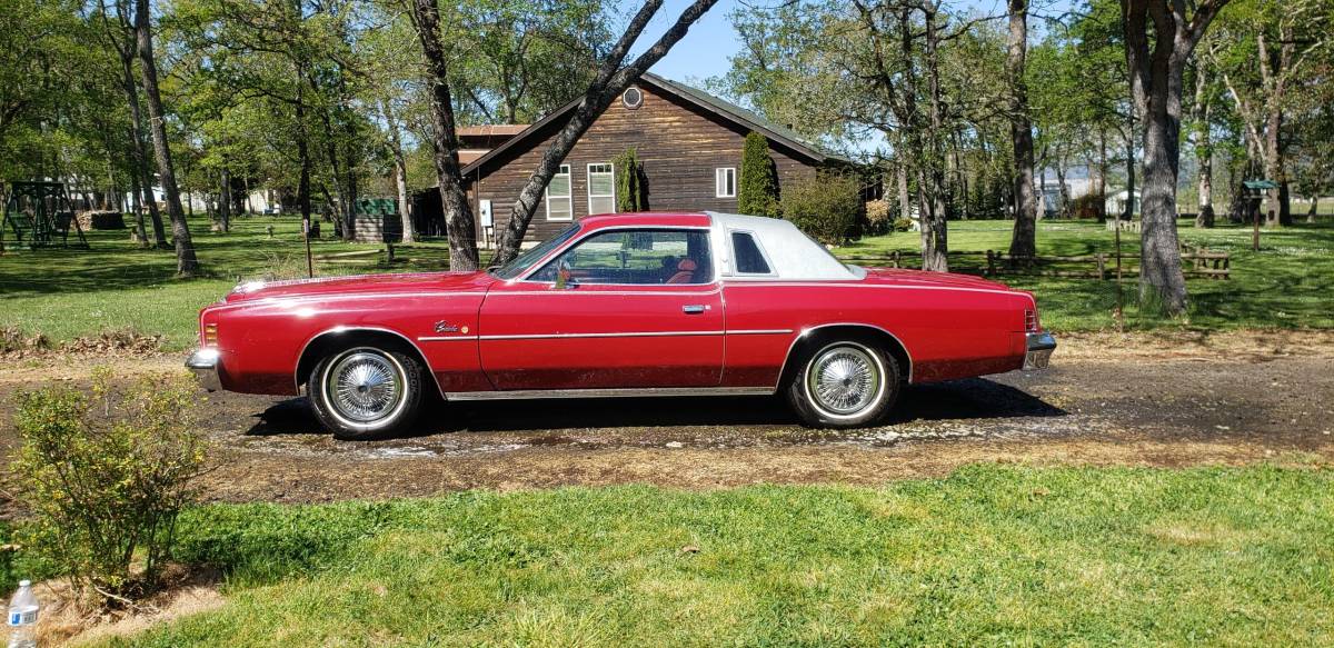 Chrysler-Cordoba-1977-red-30539-1