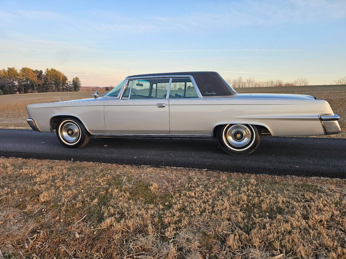 Chrysler-Imperial-crown-coupe-1965-silver-91732