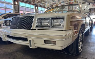 Chrysler-Le-baron-1983-white-85116-18