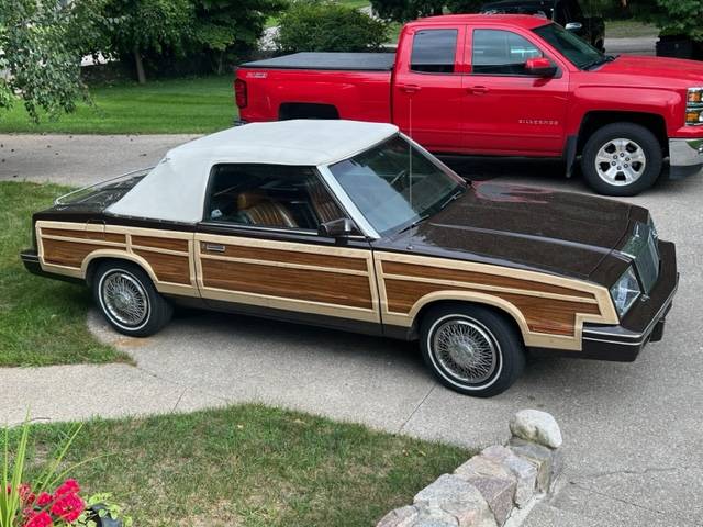 Chrysler-Lebaron-convertible-1983-brown-97853