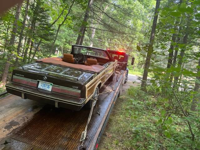 Chrysler-Lebaron-convertible-1983-brown-97853-7