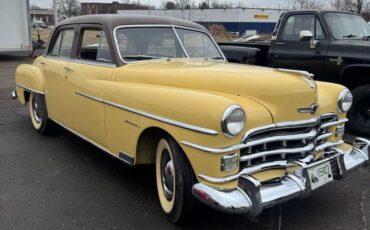 Chrysler-Windsor-1950-yellow-157715-1