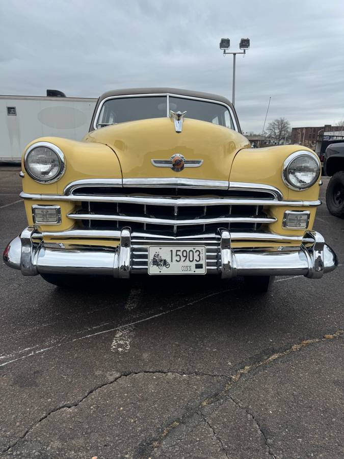 Chrysler-Windsor-1950-yellow-157715-8