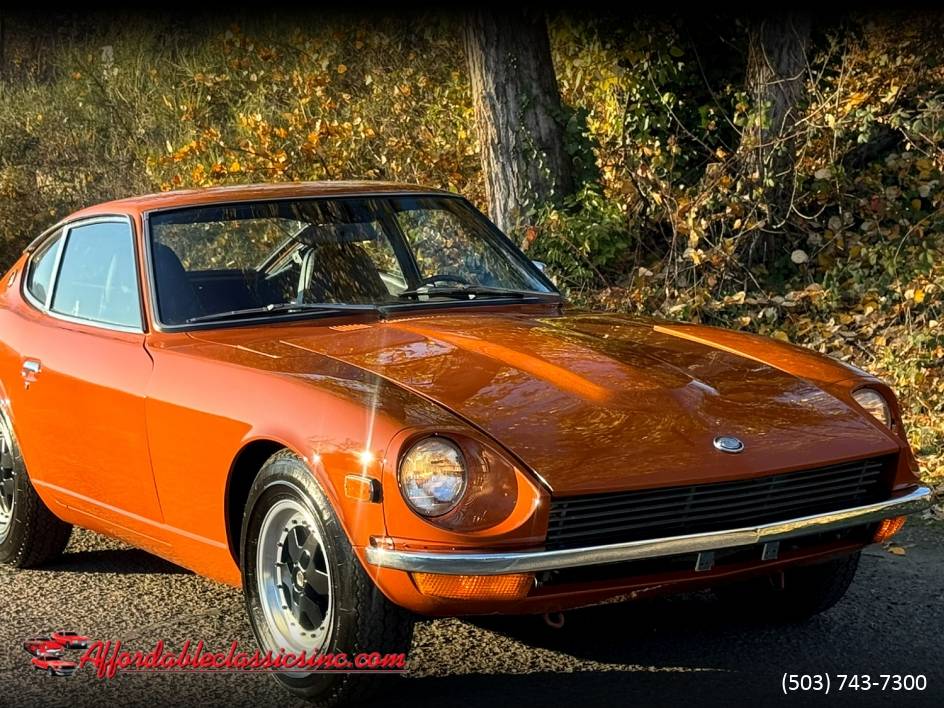 Datsun-240z-1972-102850-4